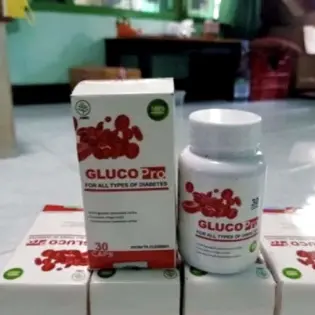 Man crediting GlucoPro for supporting his health goals and glucose control